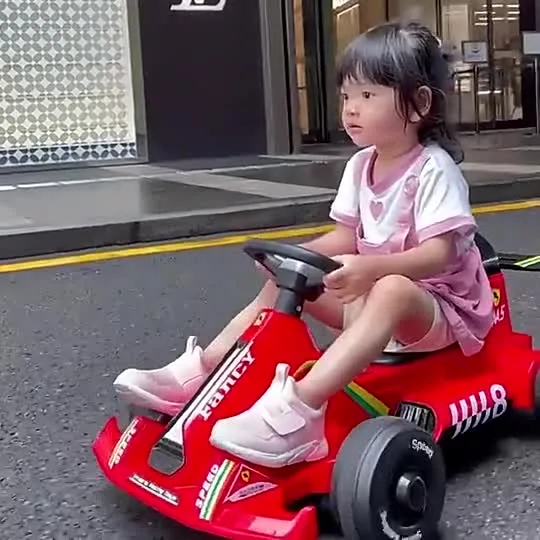 Kids Go Kart Ride on Car Pédale électrique Go Kart